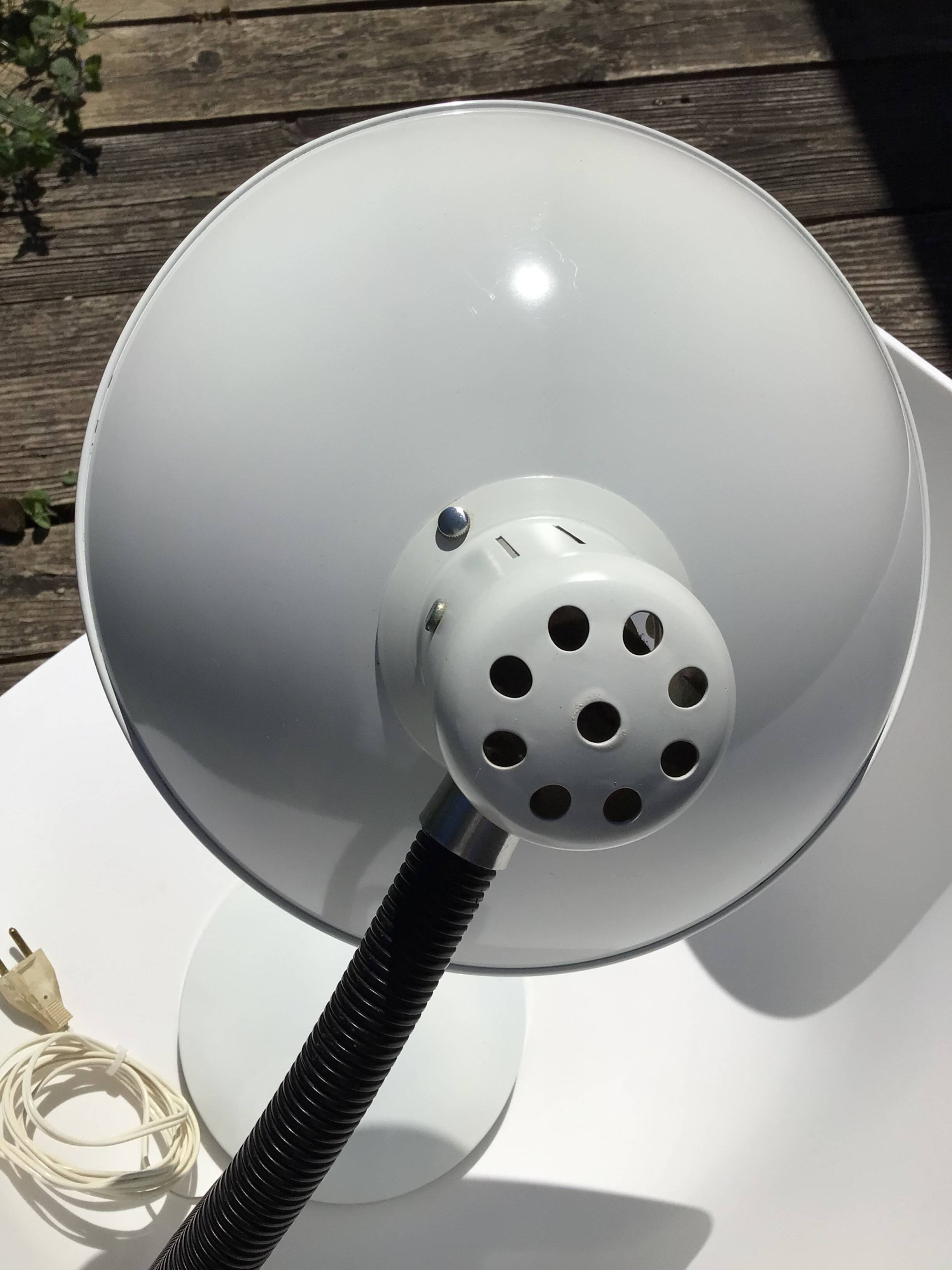 Lampe de bureau orientable métal blanc