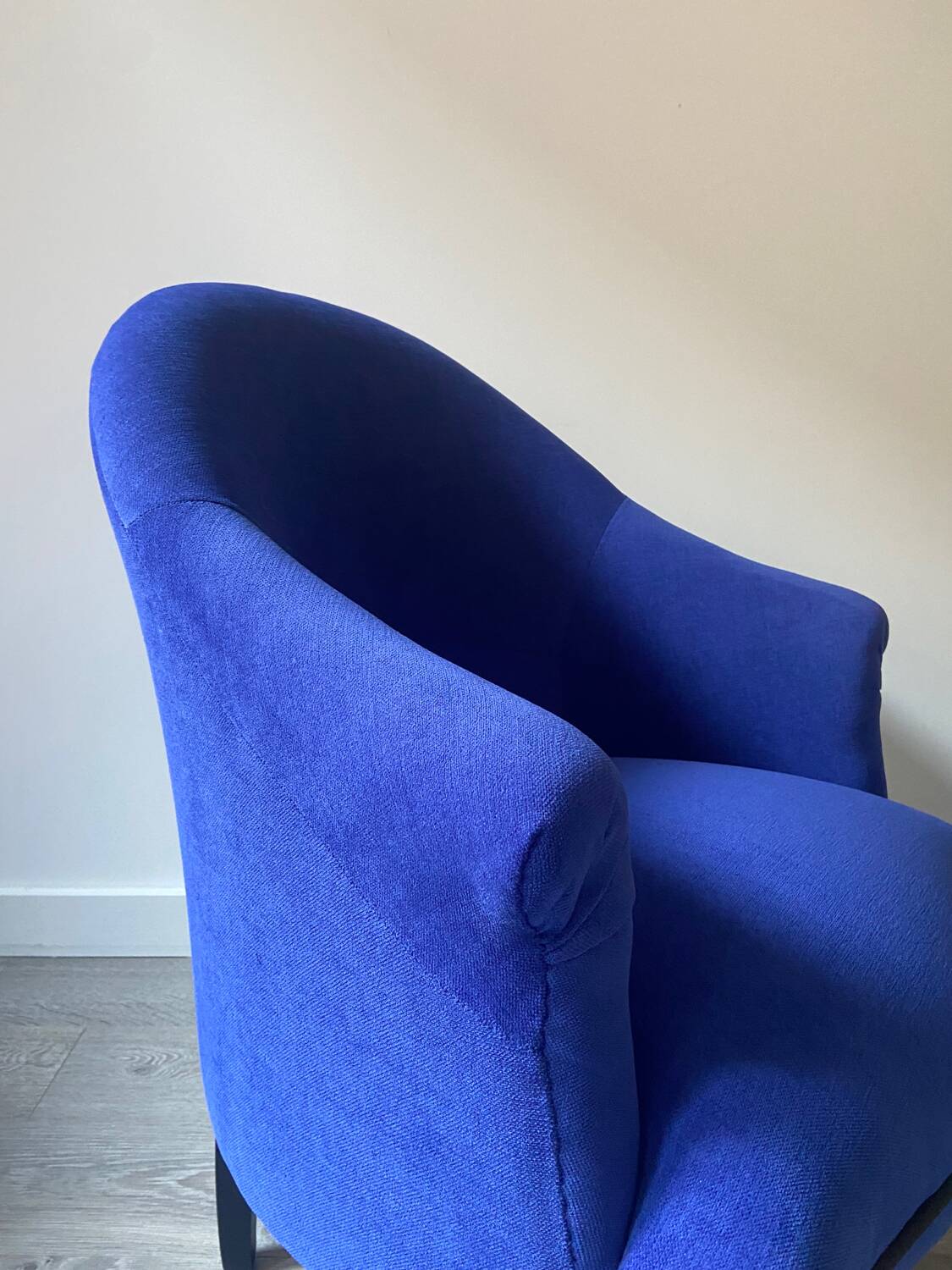 Toad armchair