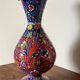 Vase en céramique artisanale.