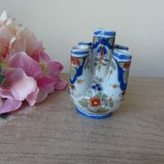 Ancien petit vase pique fleurs faïence de Rouen peint main, vase miniature