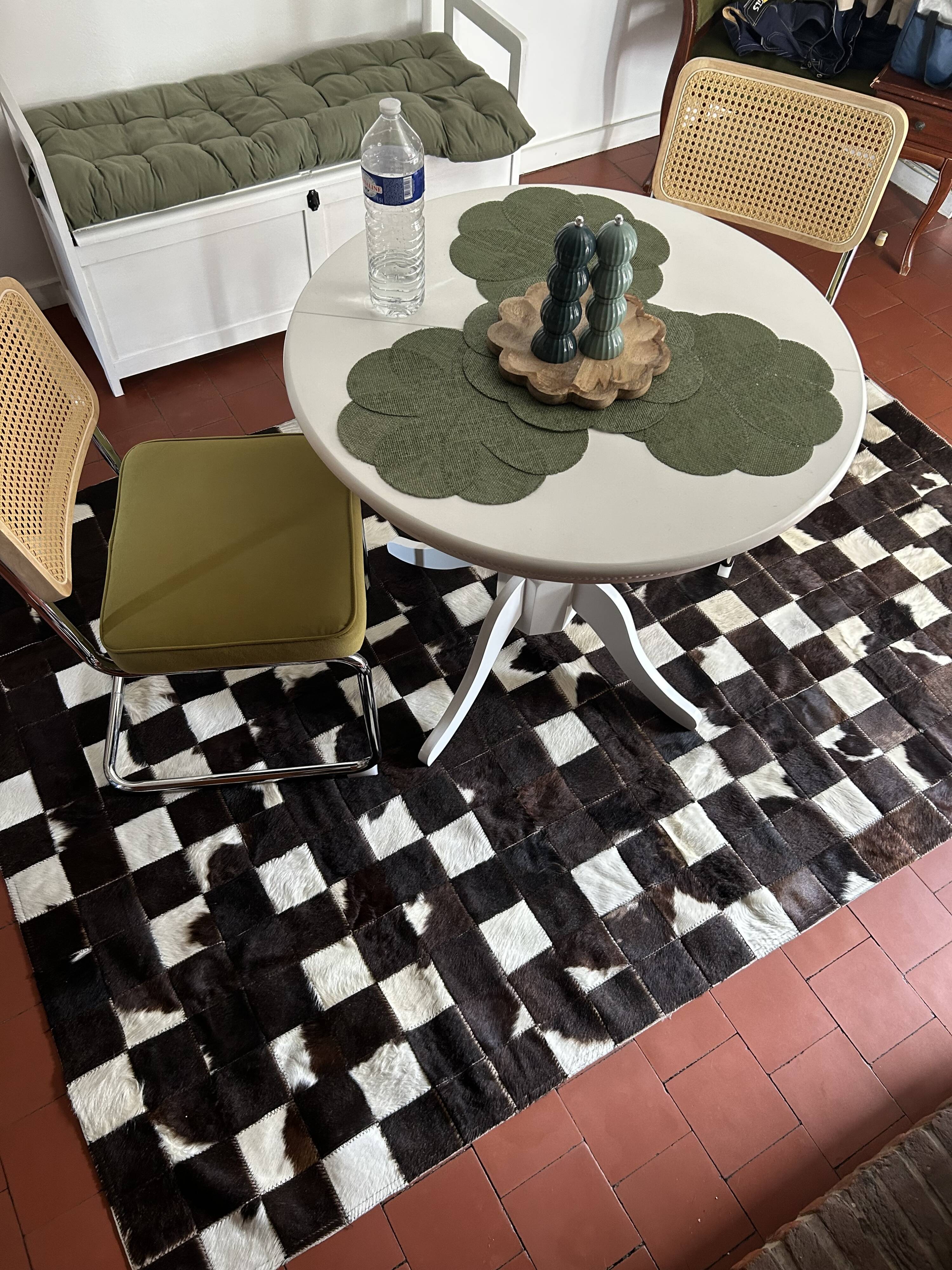 Tapis patchwork en véritable peau de vache 170 × 240 cm
