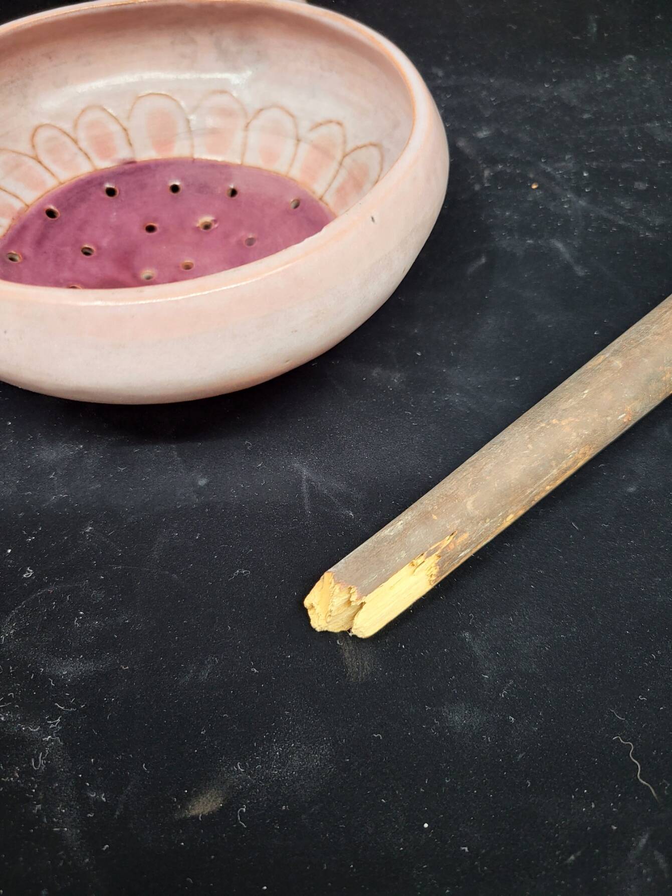 Les Frères Cloutier French ceramic drainer