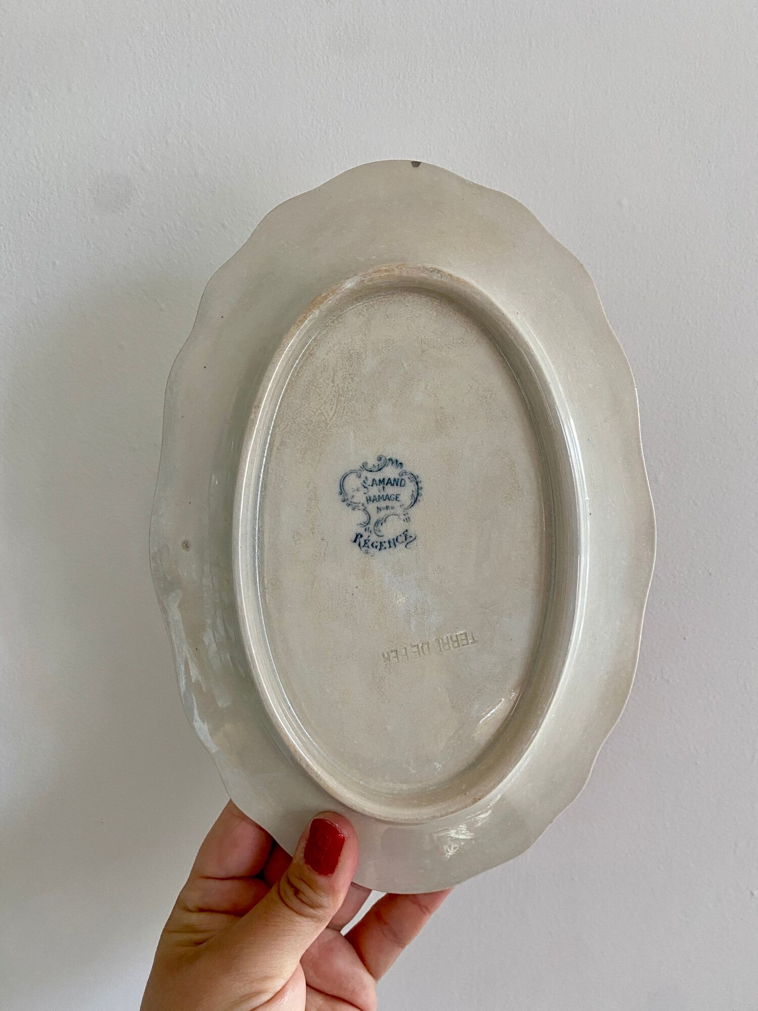 Set of 2 raviers, vintag dishes in iron earth, Regency model of Saint Amand