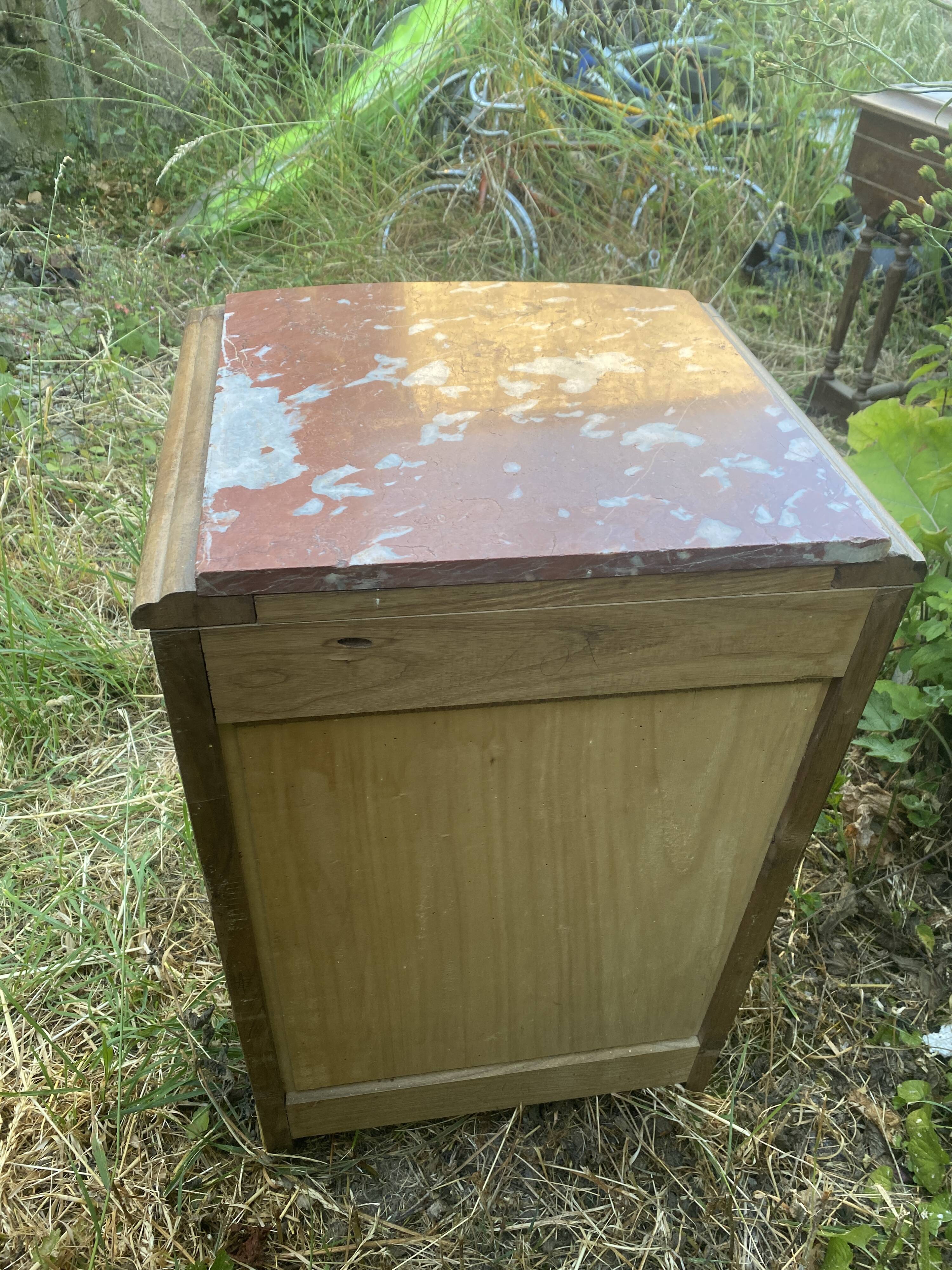 Table de chevet