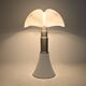 Lampe de table « Pipistrello » blanche de Gae Aulenti pour Martinelli Luce