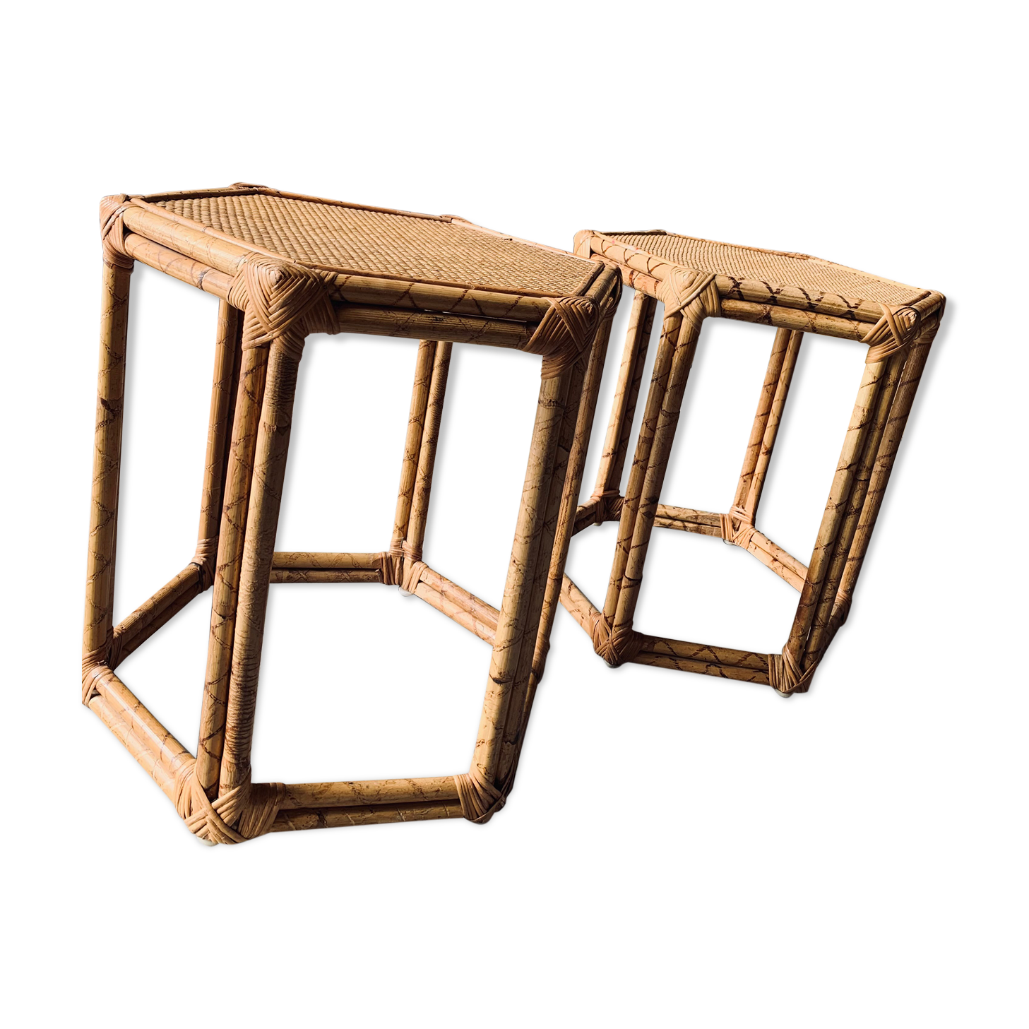 2 octagonal rattan coffee tables