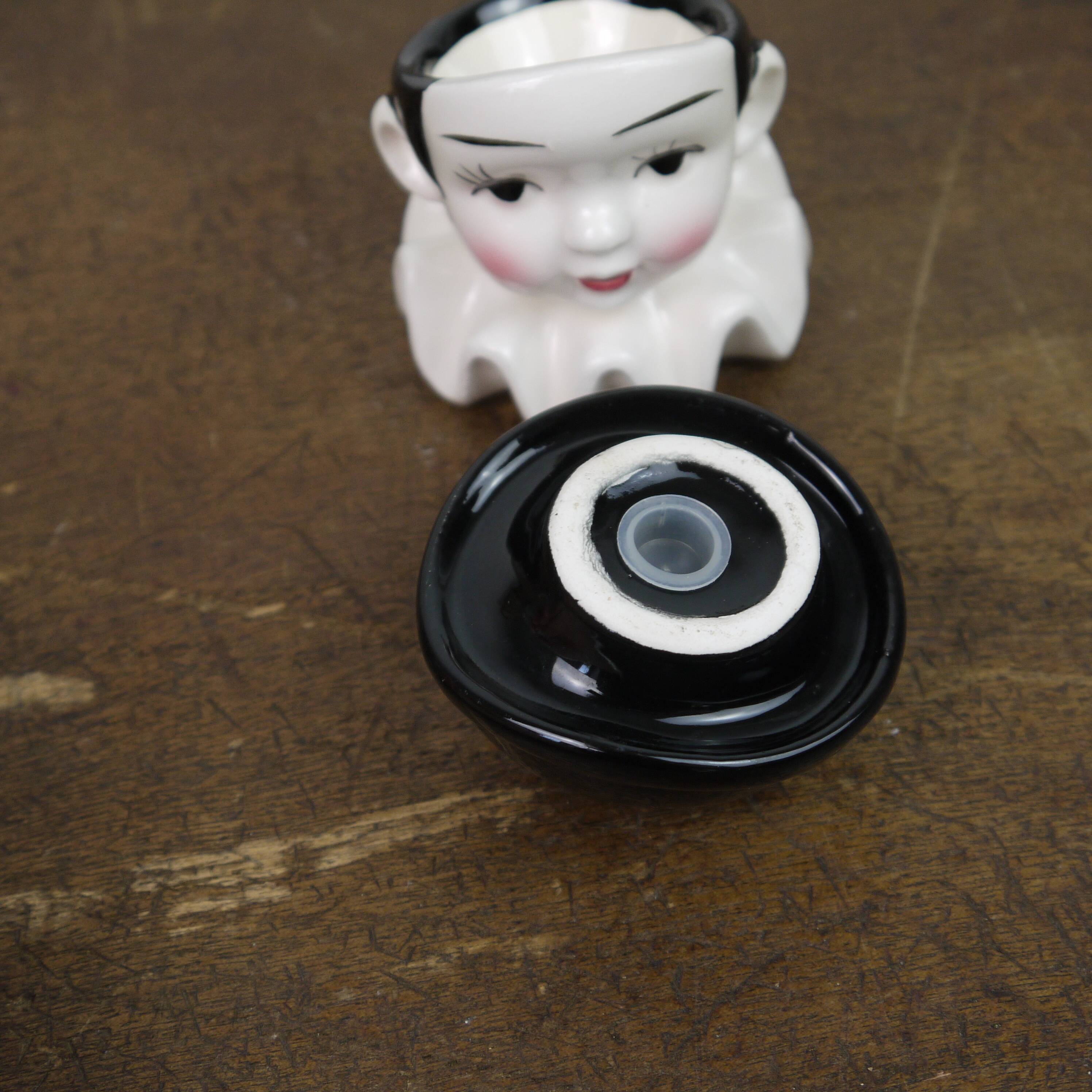 Pierrot salt shaker