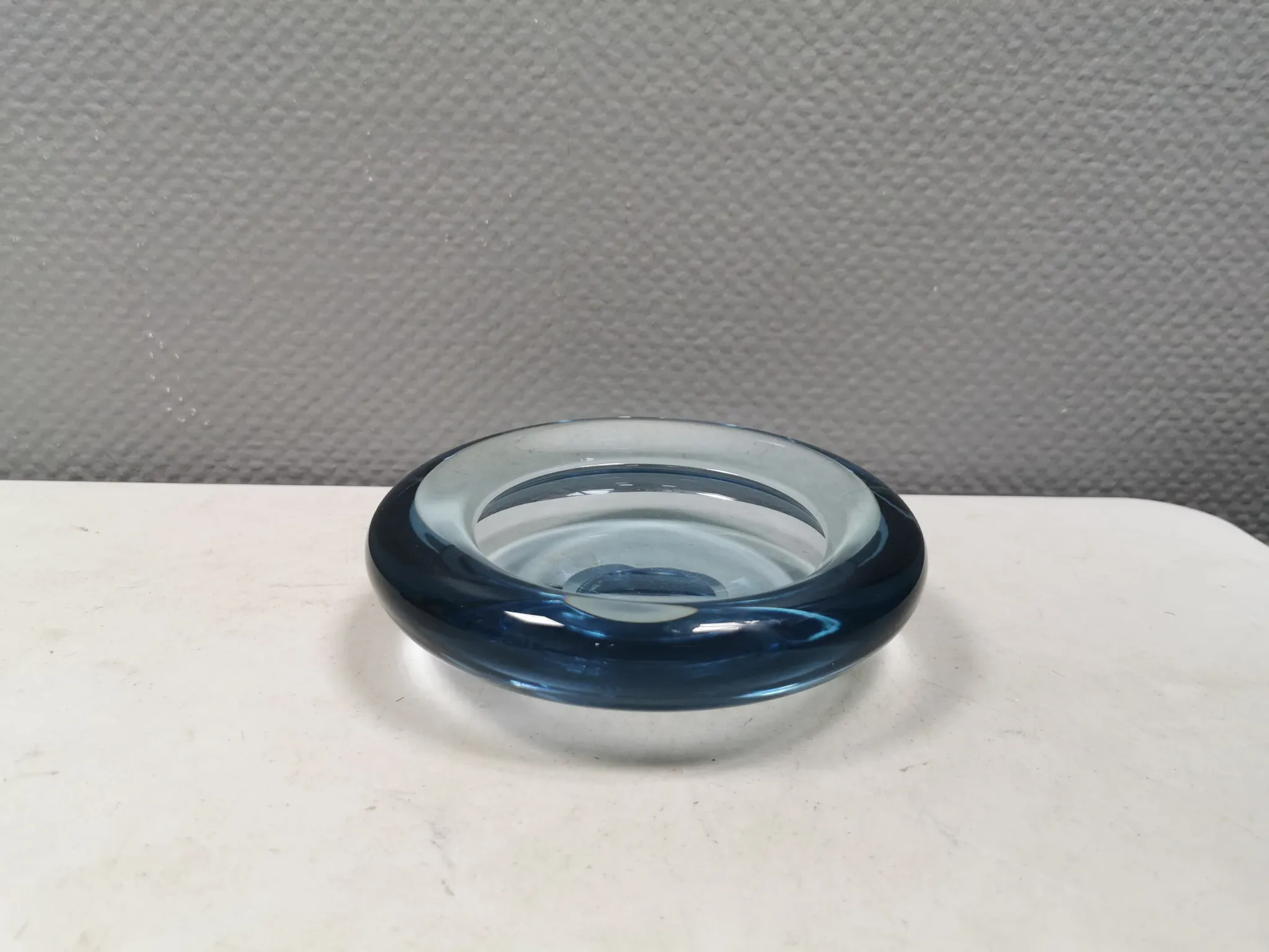 A Holmegaard cigar ashtray from the 1960s. Designed by Per Lütken (PL)