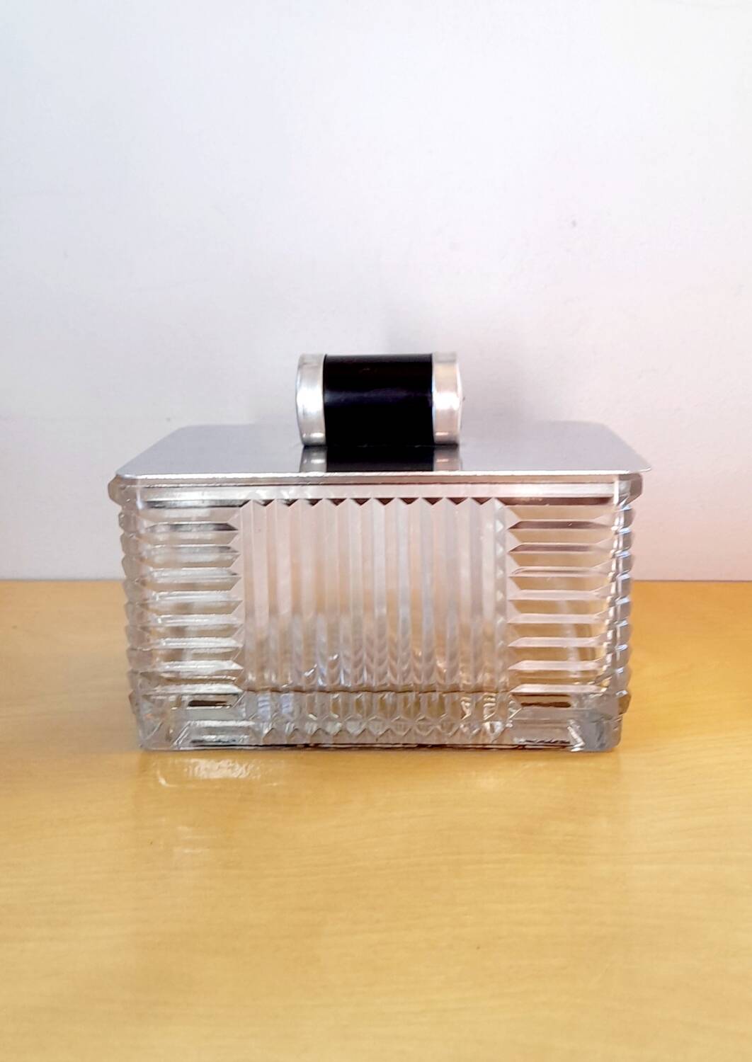 Art deco glass box