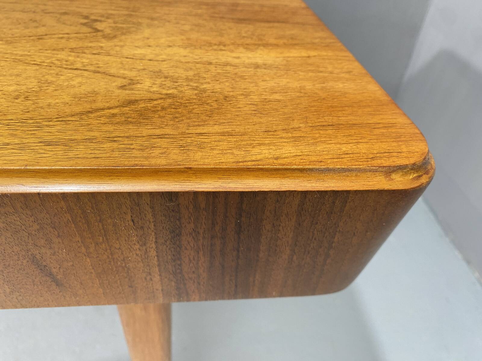 Table à manger réglable en noyer par Setona, années 1950, Tchécoslovaquie