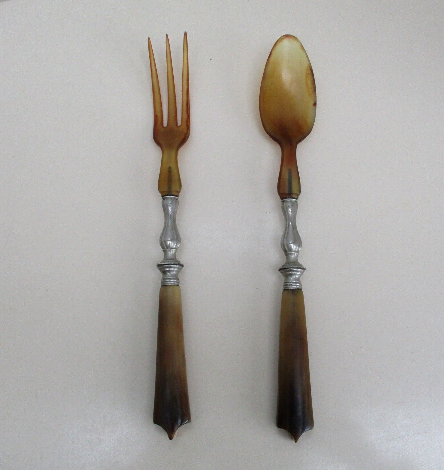 Couverts à salade en corne