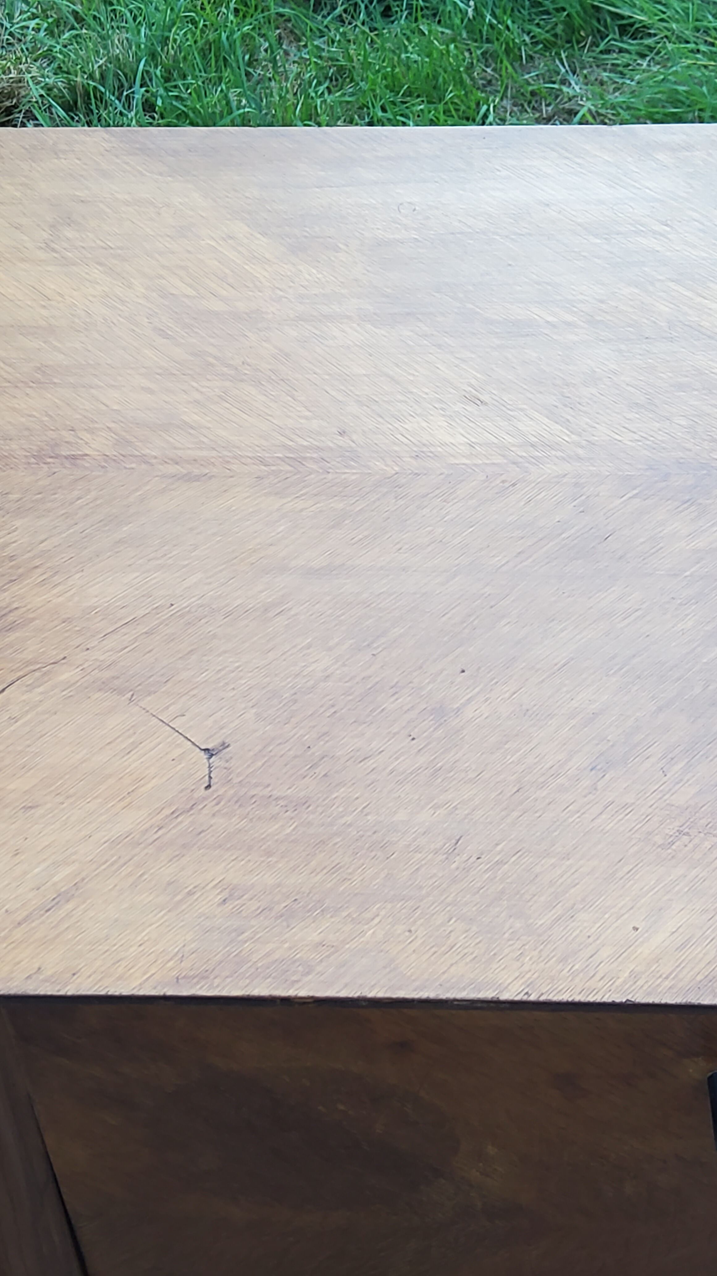 Vintage gold oak row feet compass from the 50s