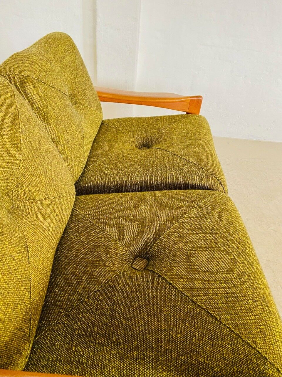 Canapé 2 personnes vintage rétro danois du milieu du siècle par Arne Wahl Iversen 1970