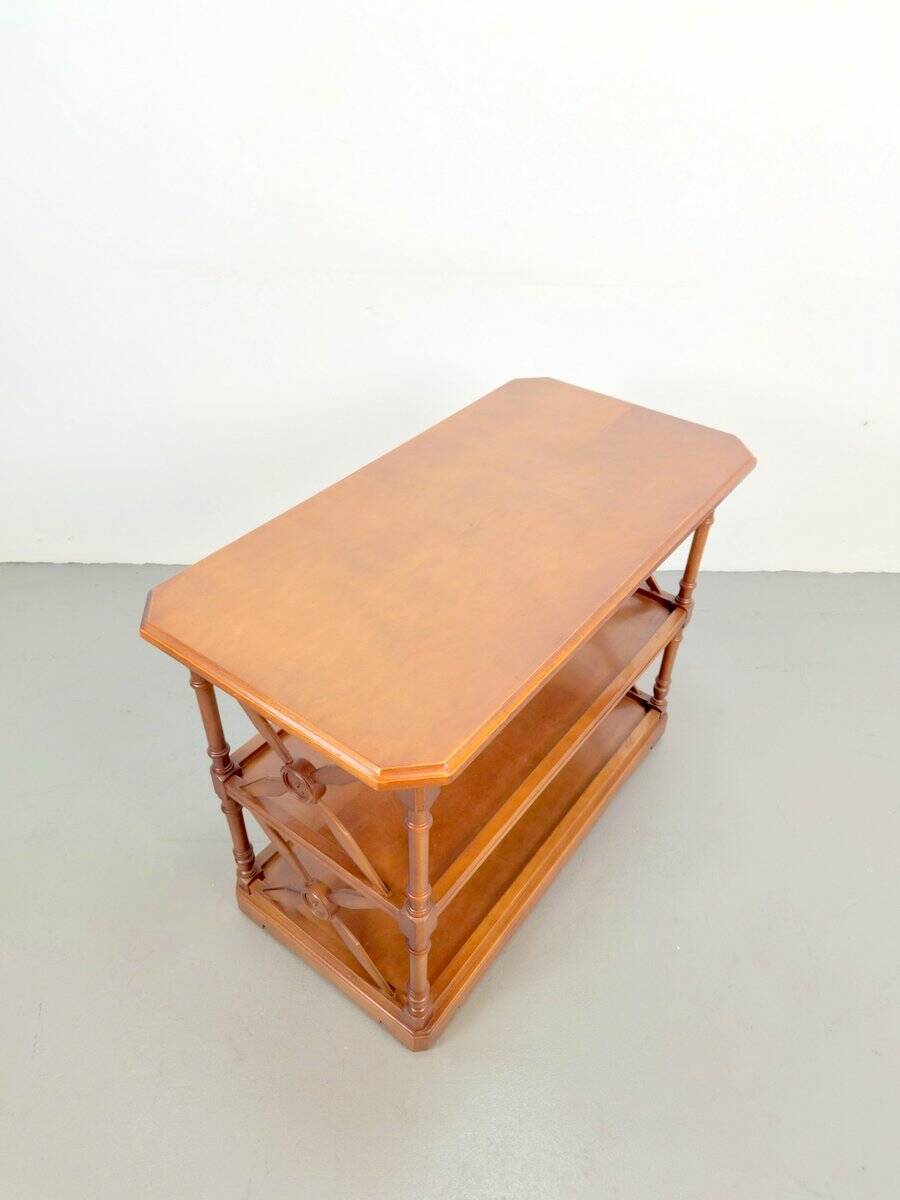 Victorian 3-Tier Bookshelf from López Morton, 1980