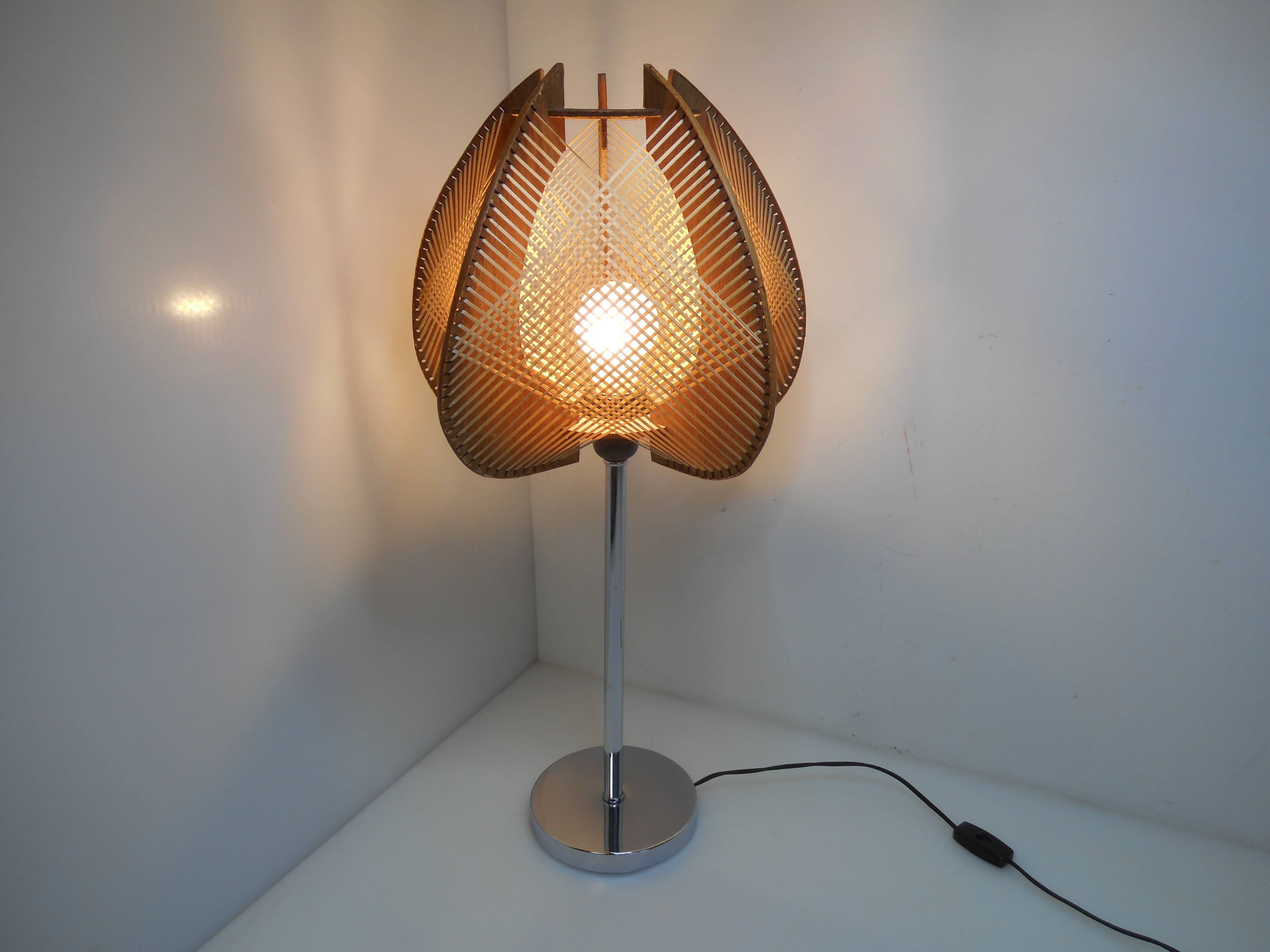 Lampe scandinave vintage bois et métal chromé