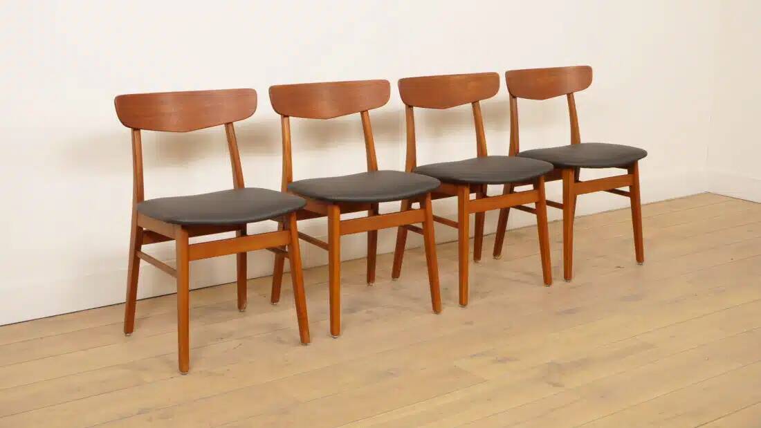 4 x dining chairs | Farstrup | Model 210 | Restored