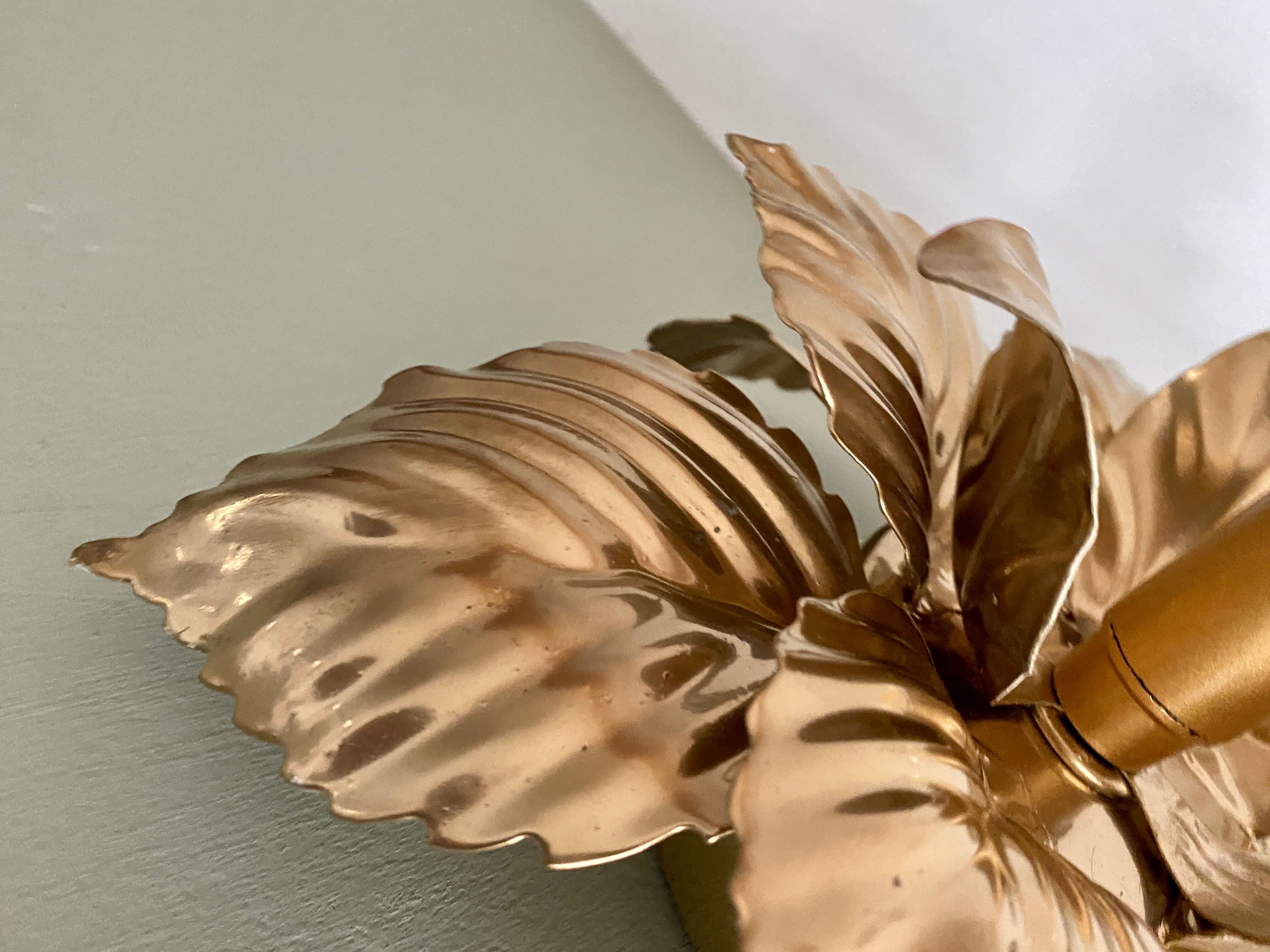 Vintage wall lamp golden leaves