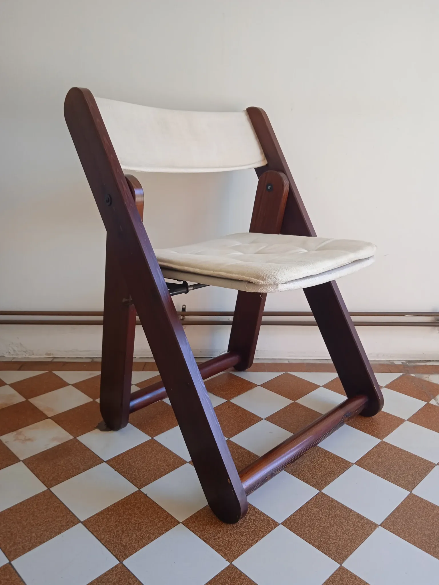 Kon-Tiki chairs