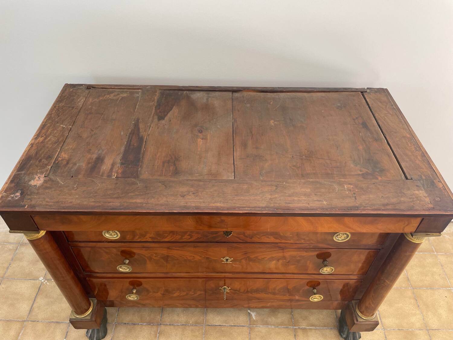 Commode empire retour D’Égypte en Acajou Flammé Époque XIX eme siècle