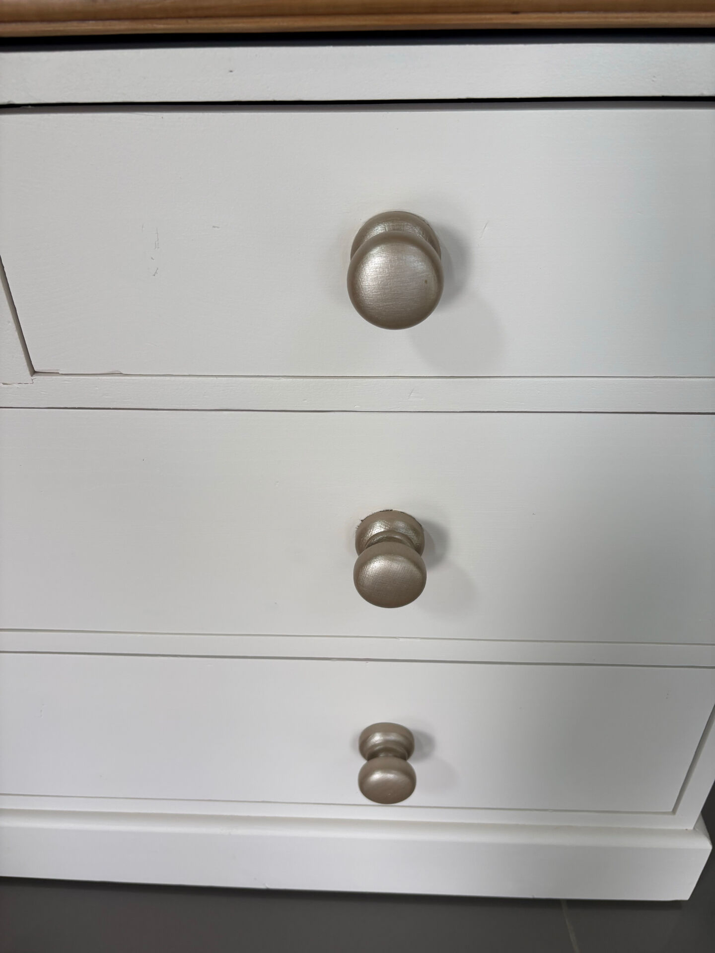 Charming secretary fully restored
