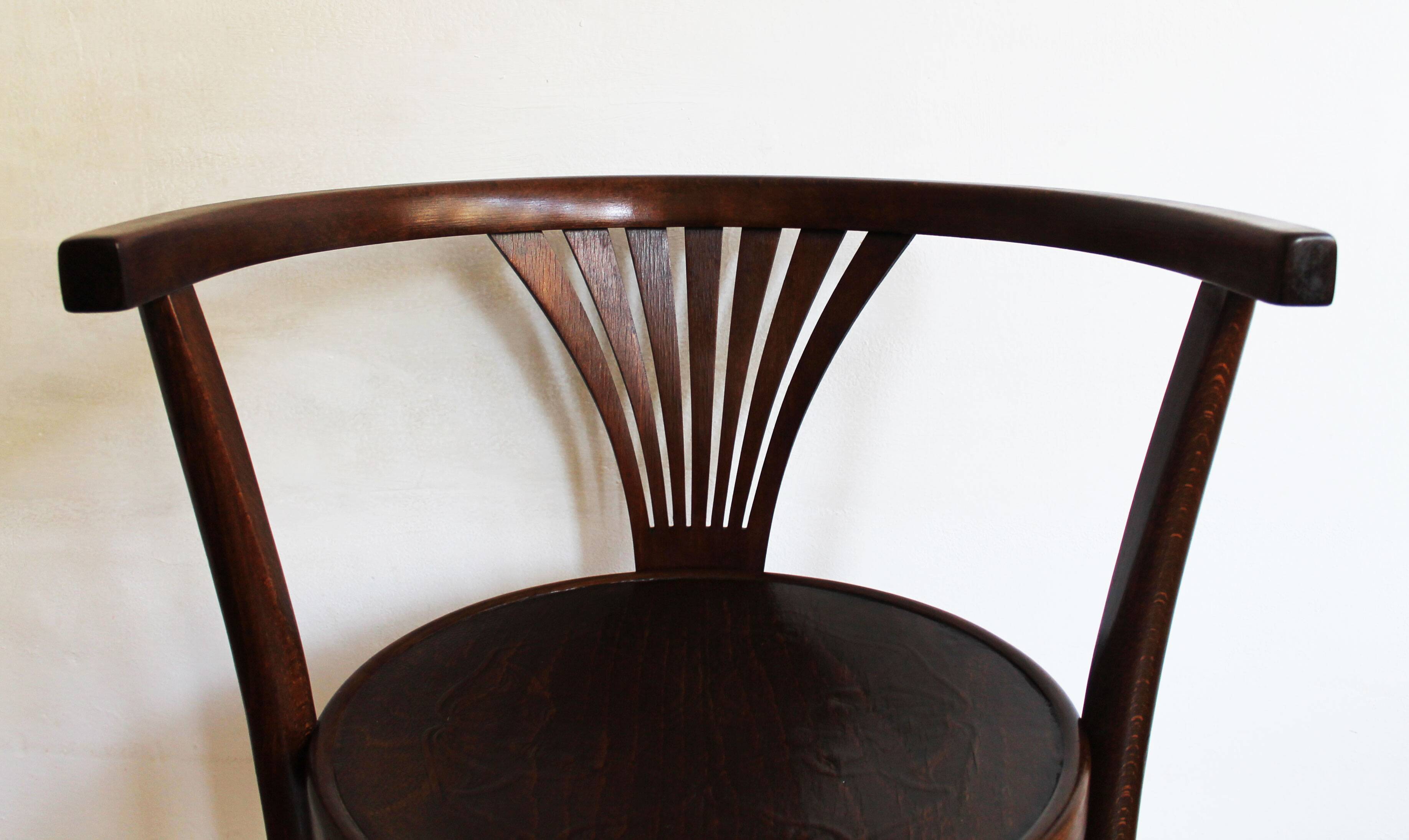 1920s Mundus dining chair model B28