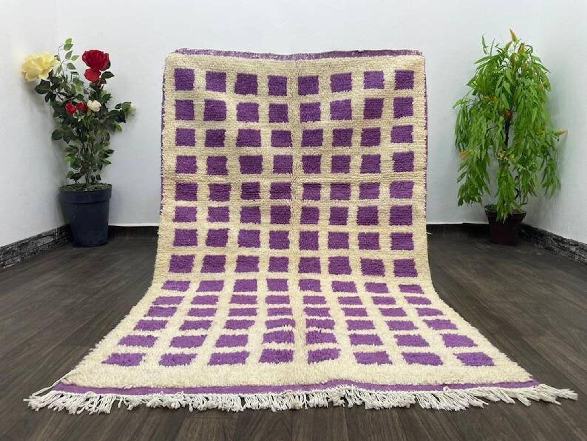 Handmade Berber rug in pure wool, size 150 x 250 cm