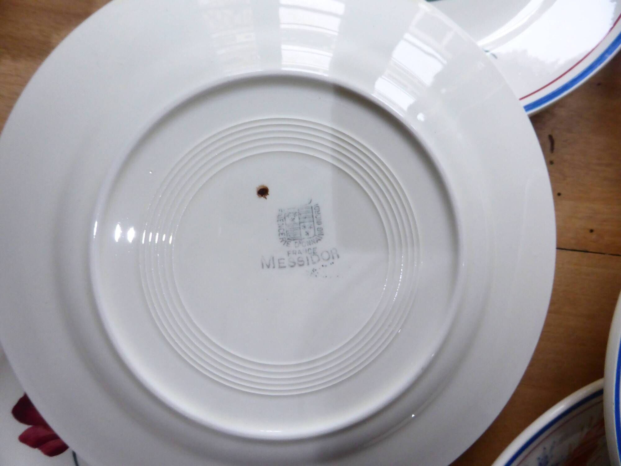 dessert plates x6 from the French factory of Onnaing (191110)