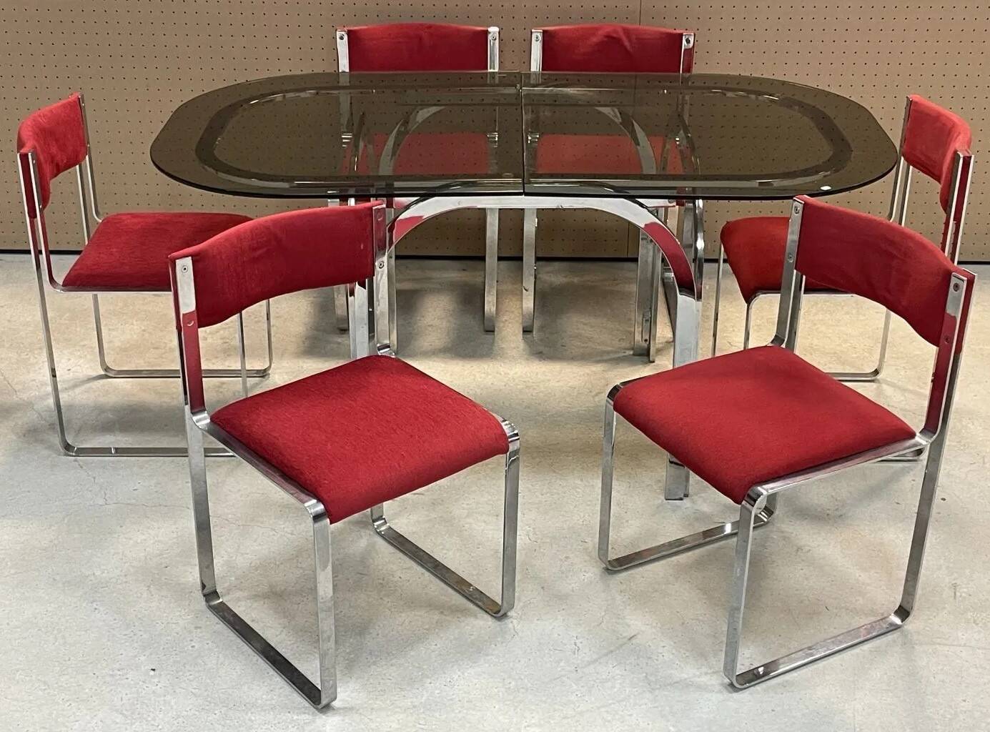 Vintage 1970s dining chair