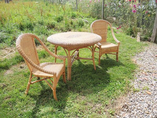 Ancien salon en rotin clair : table & 2 fauteuils