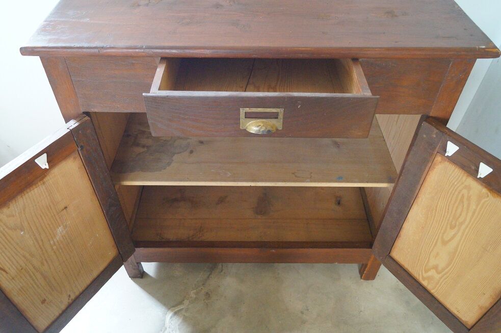 Workshop buffet 1950