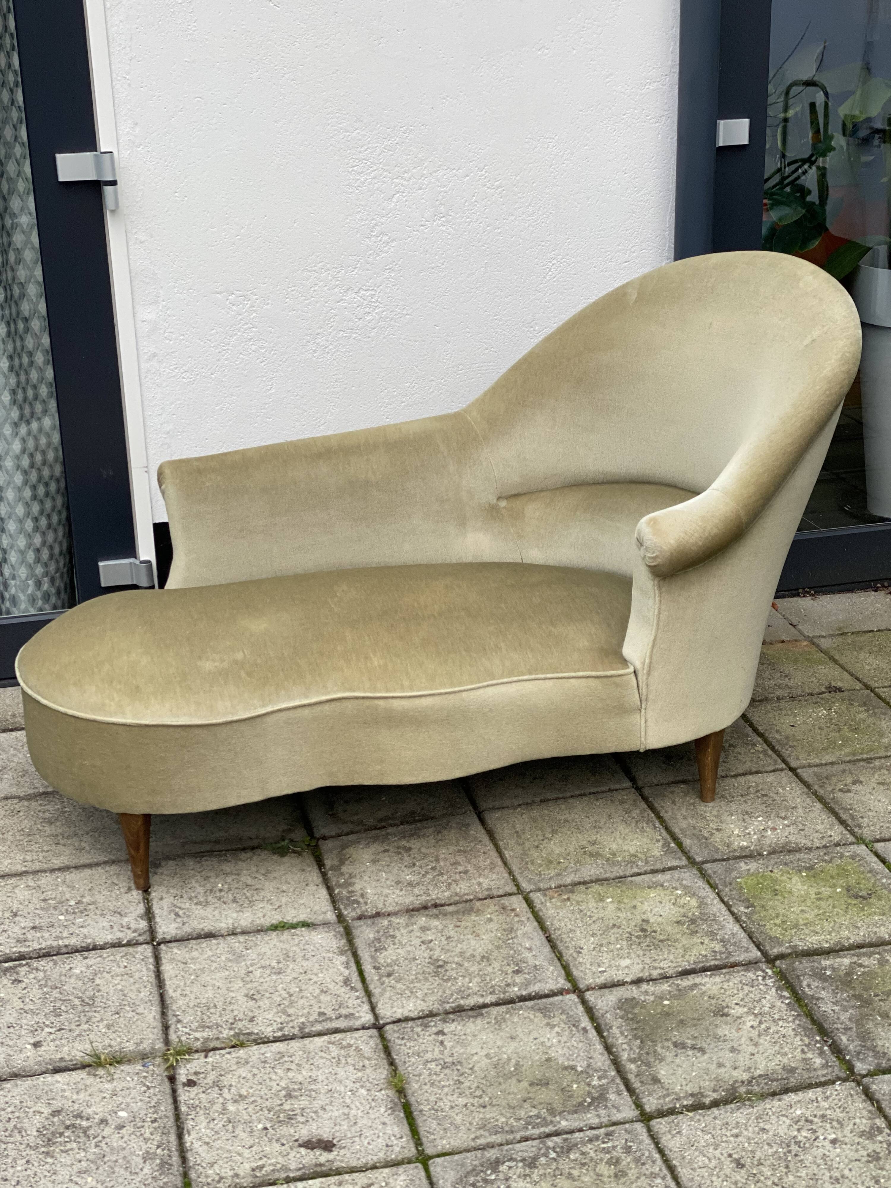 Méridienne vintage en velours vert