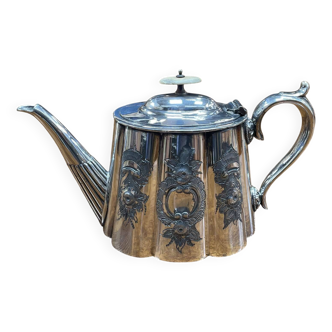 19th century English silver-plated teapot