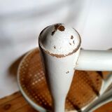 Chaise de bistrot cannée