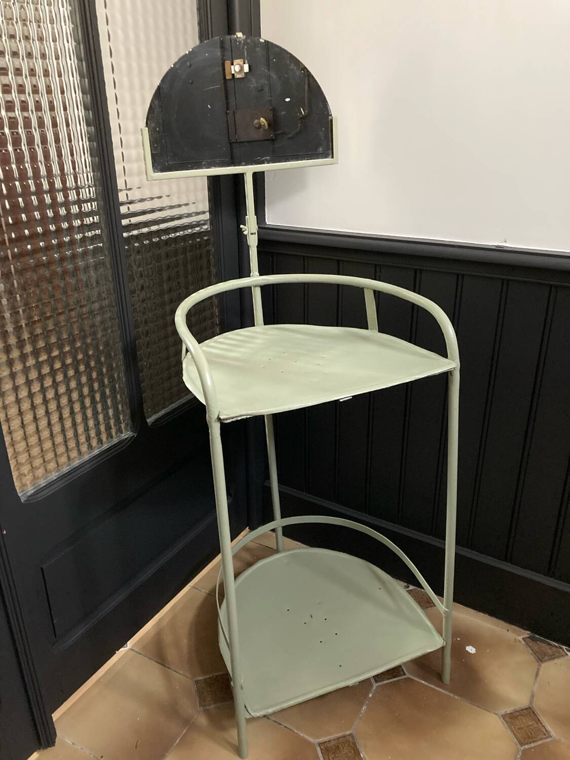 Coiffeuse, chevet en métal, années 50