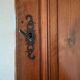 Homme debout ancien