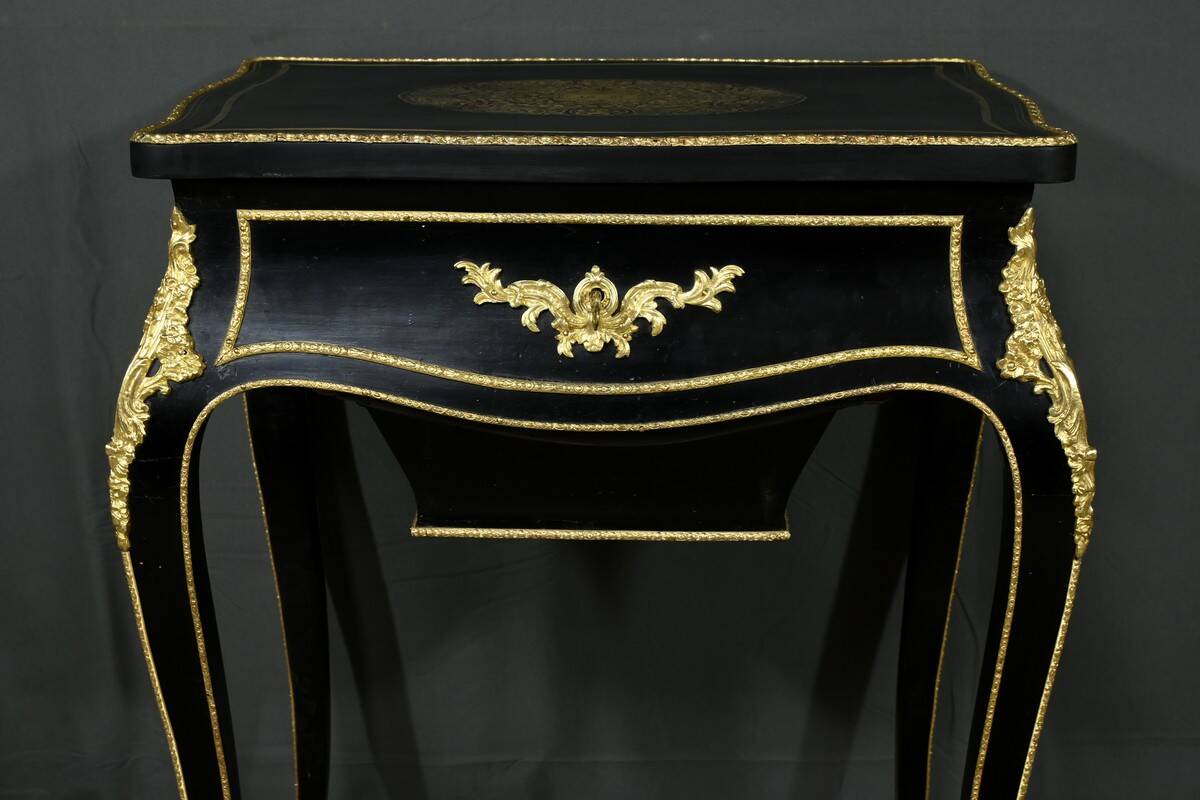 Worker in Blackened Pear Tree, Napoleonic III Era – Mid 19th Century