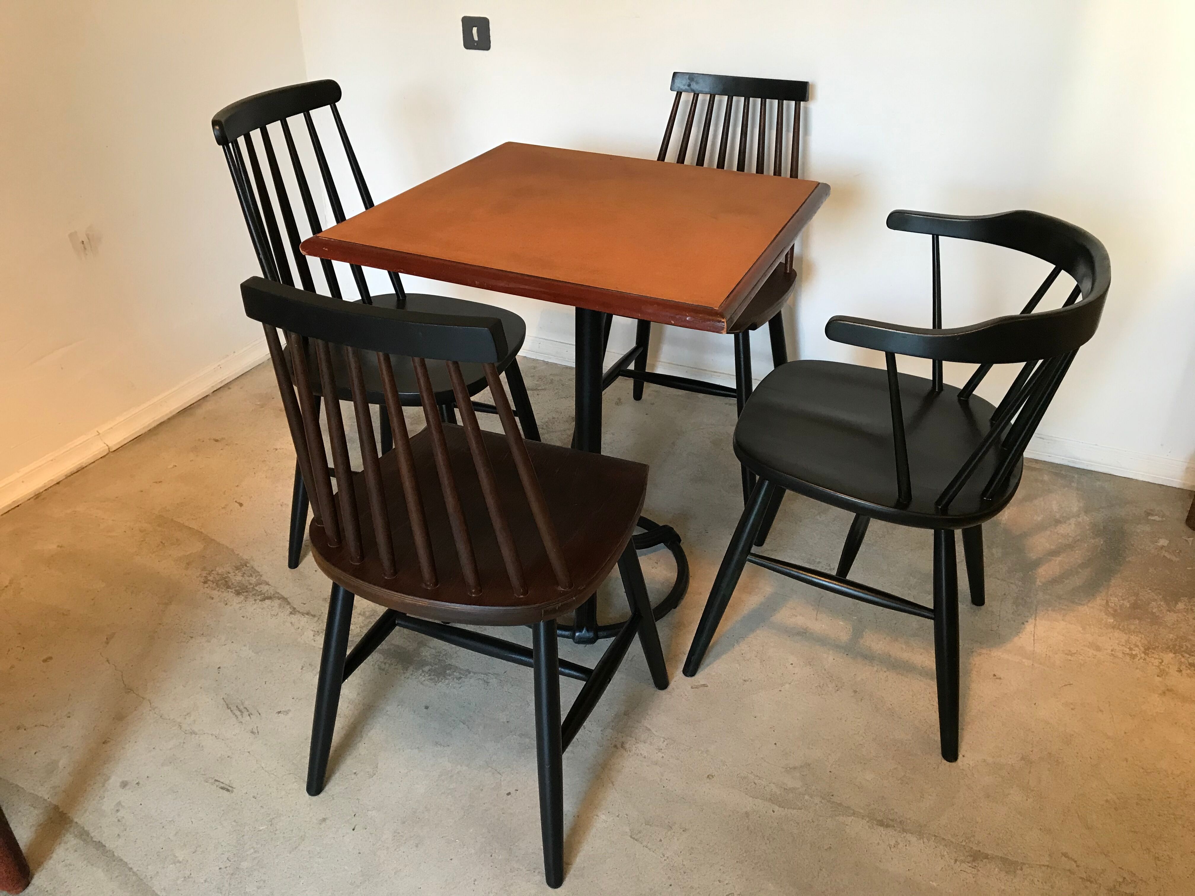 Set of 4 scandinavian chairs mismatched