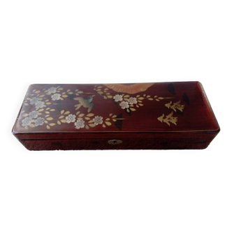 Glove box in lacquered wood with flower and blue bird decor