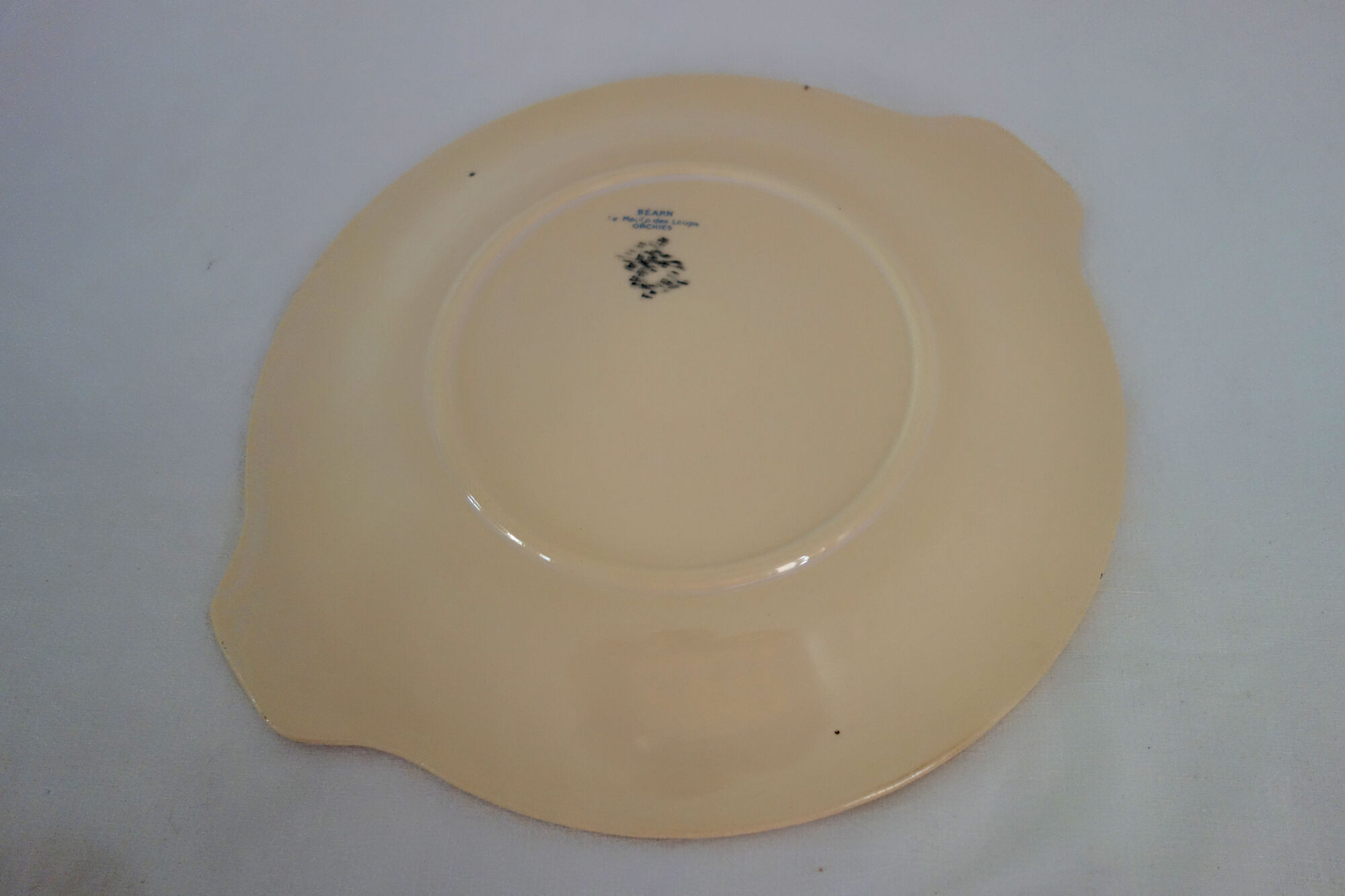 8 dessert plates with presentation dish, Béarn model, Orchies