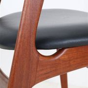 ACO Møbler / Erik Buck “310” teak chair / black leather / mid-century Danish modern design / 1960s / Buch
