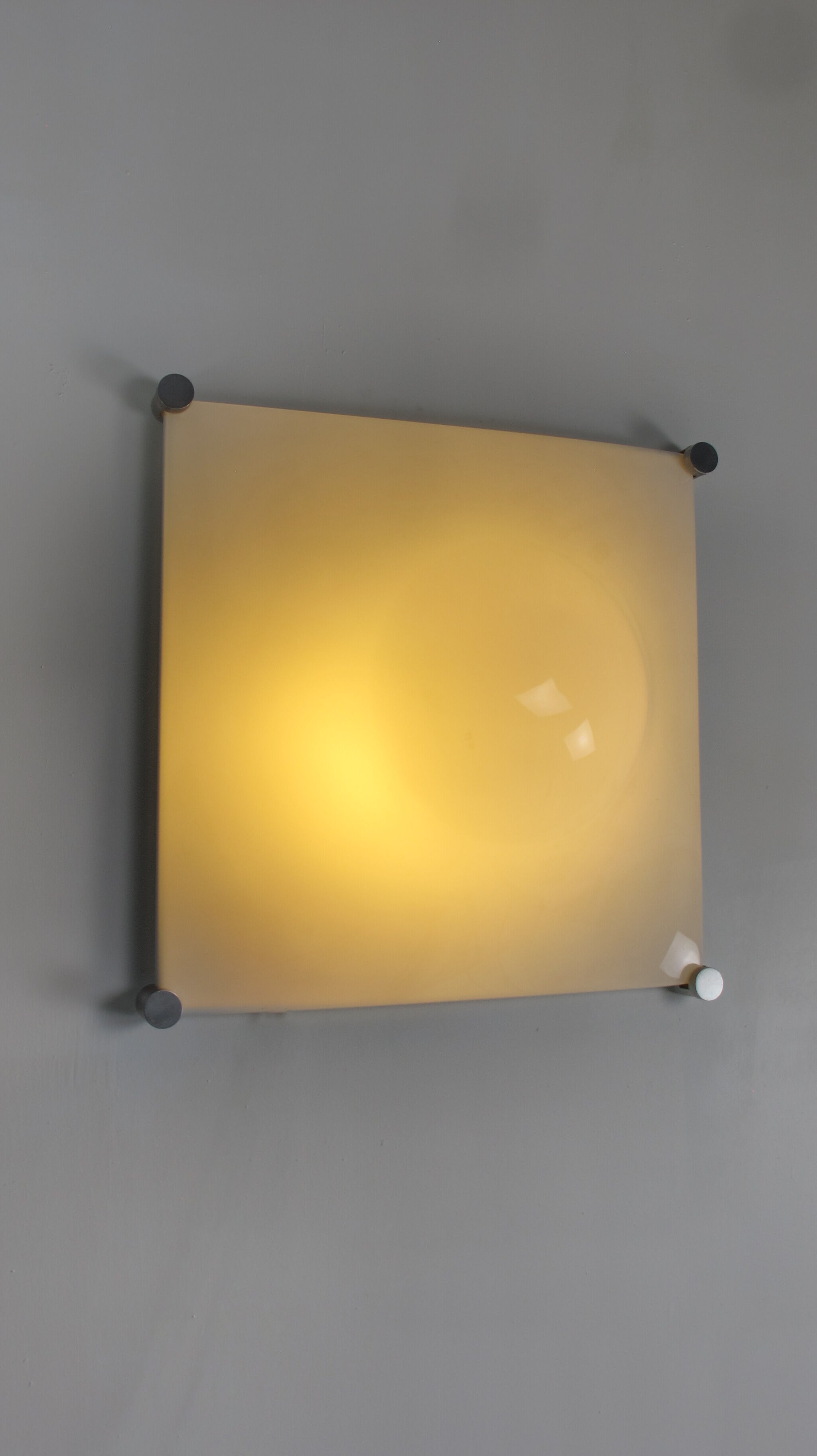 Bolla sconce, Elio Martinelli