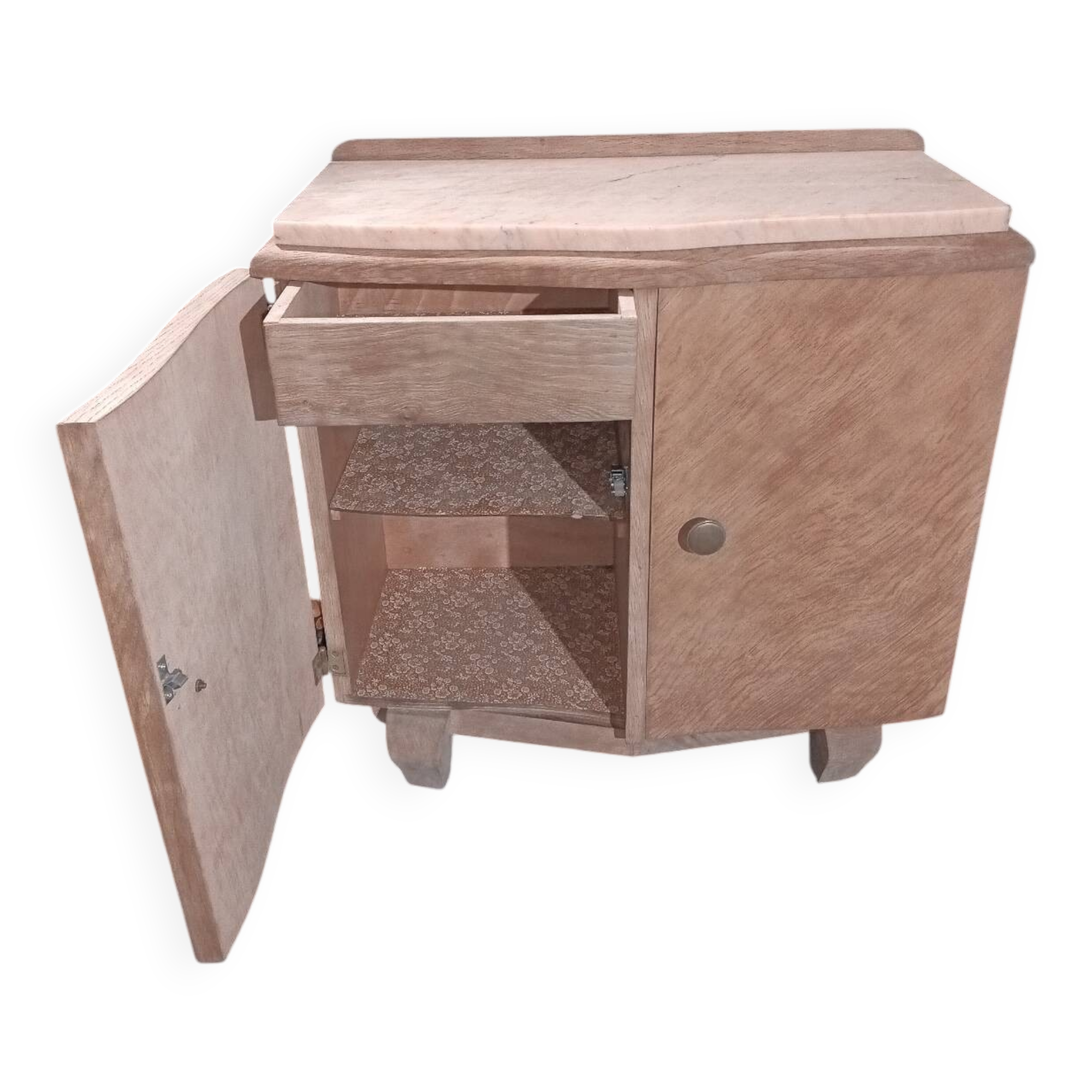 Small vintage piece of furniture in oak and oak veneer, completely stripped