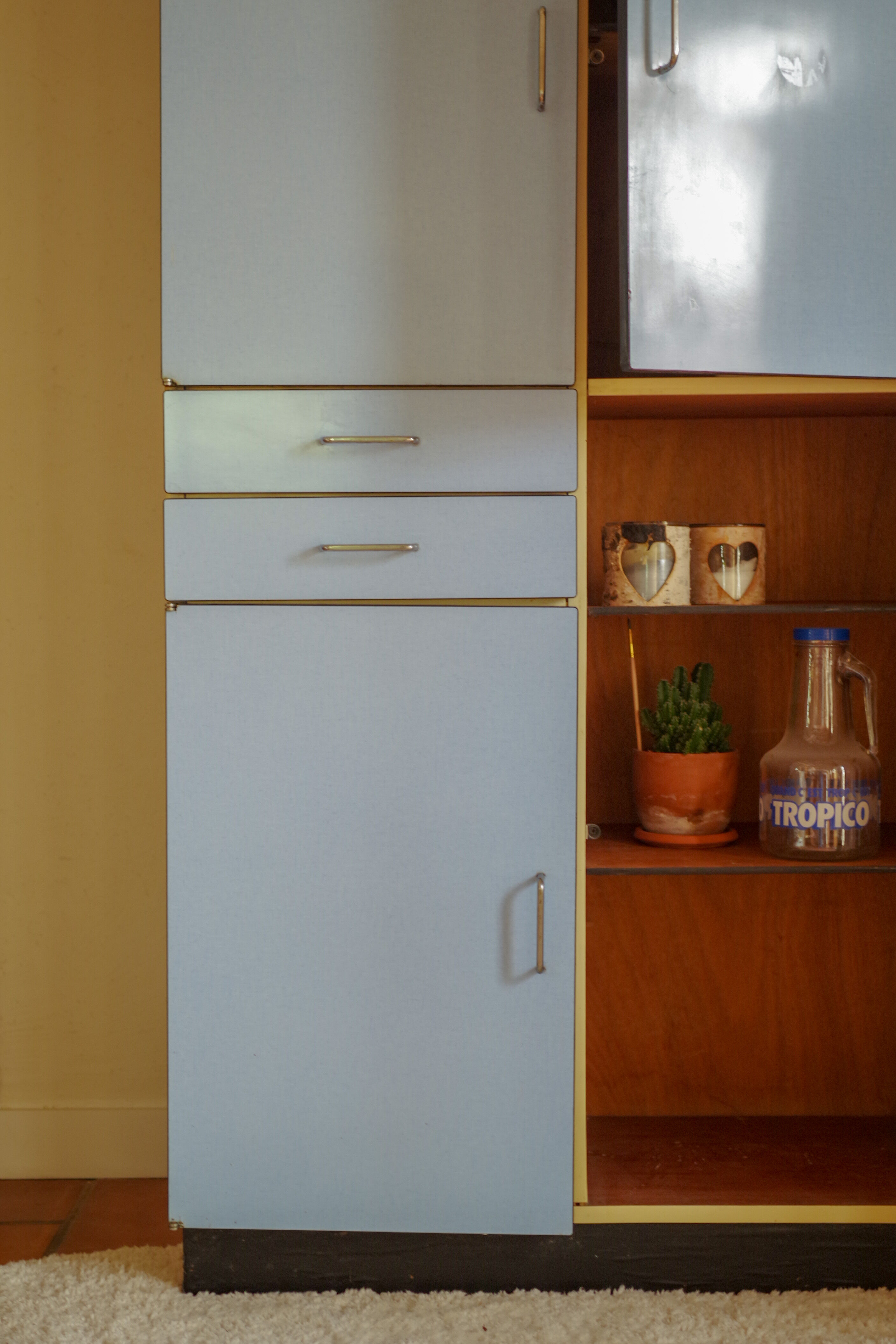 Top buffet in blue formica 60s