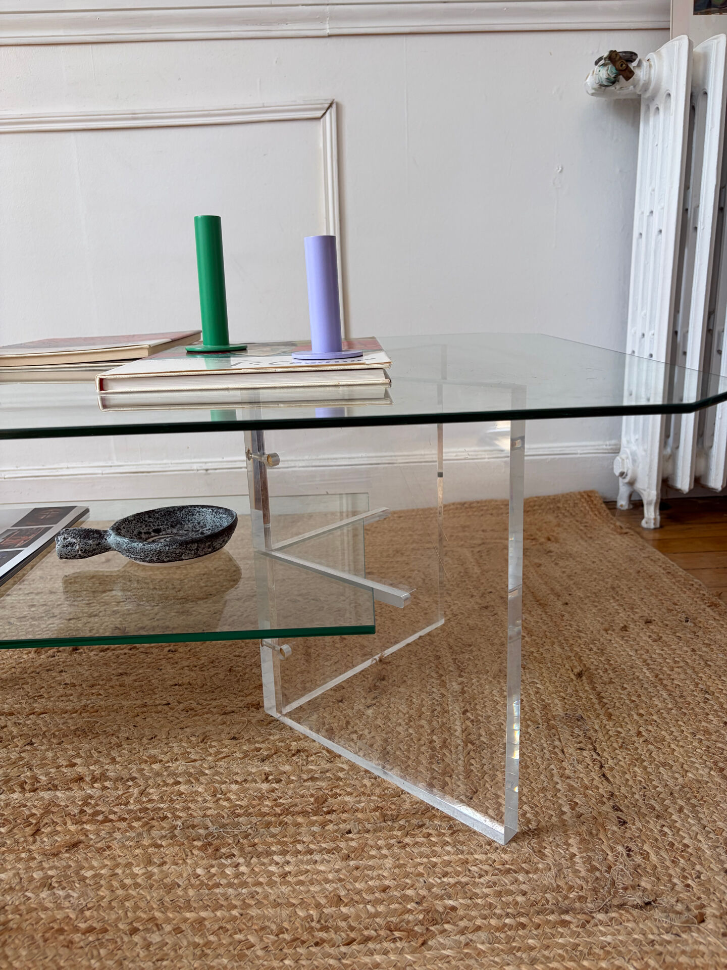 Table basse en Plexiglas et verre vintage 