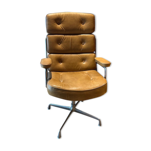 fauteuil de bureau modèle Lobby Magistrat chair de Charles & Ray Eames années 60