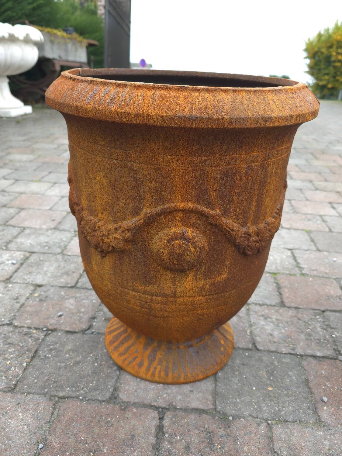 Vase anduse en fonte