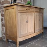 Justin, the understated and chic buffet in solid oak.