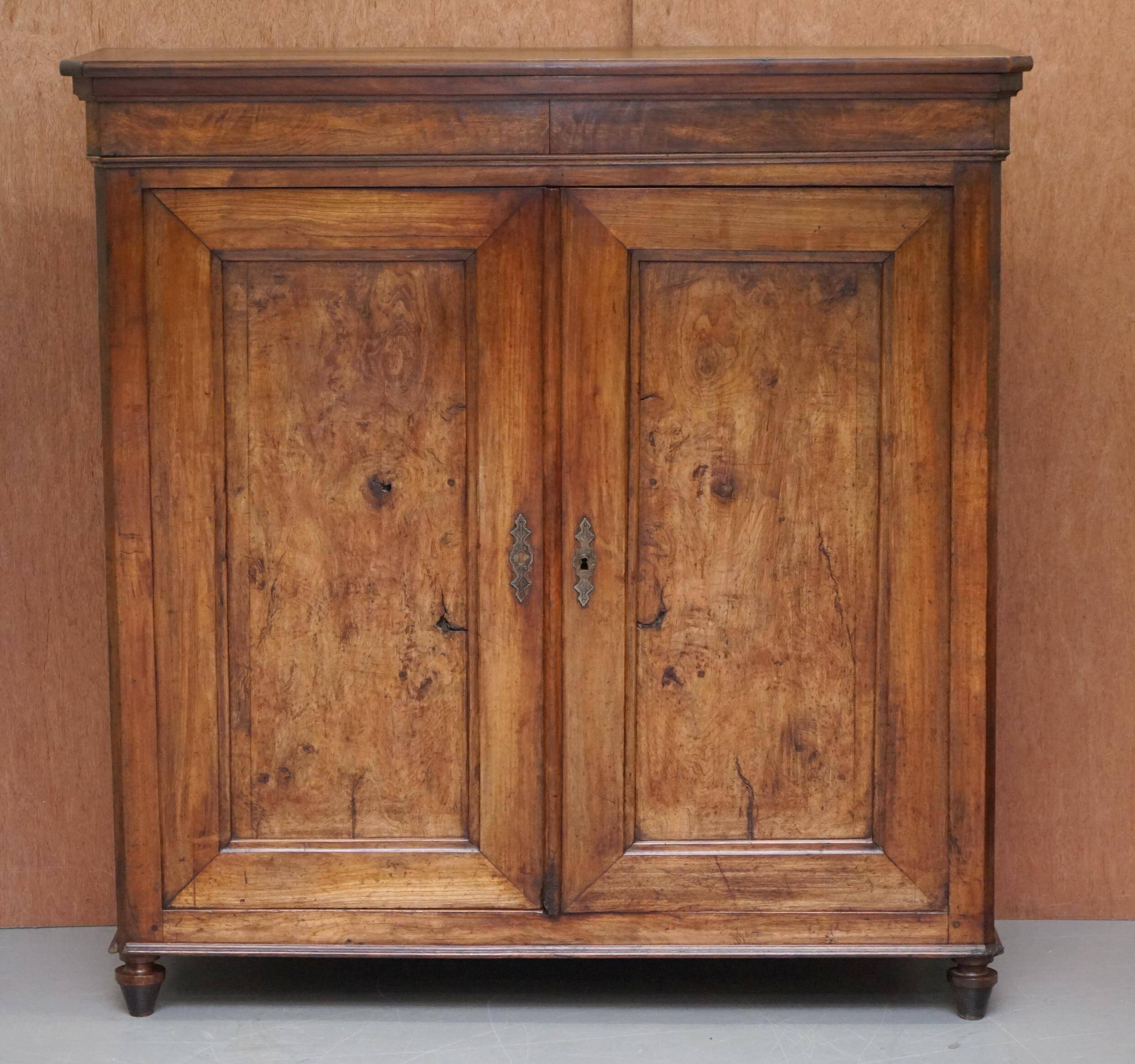 Armoire à pots française en bois fruitier circa 1820