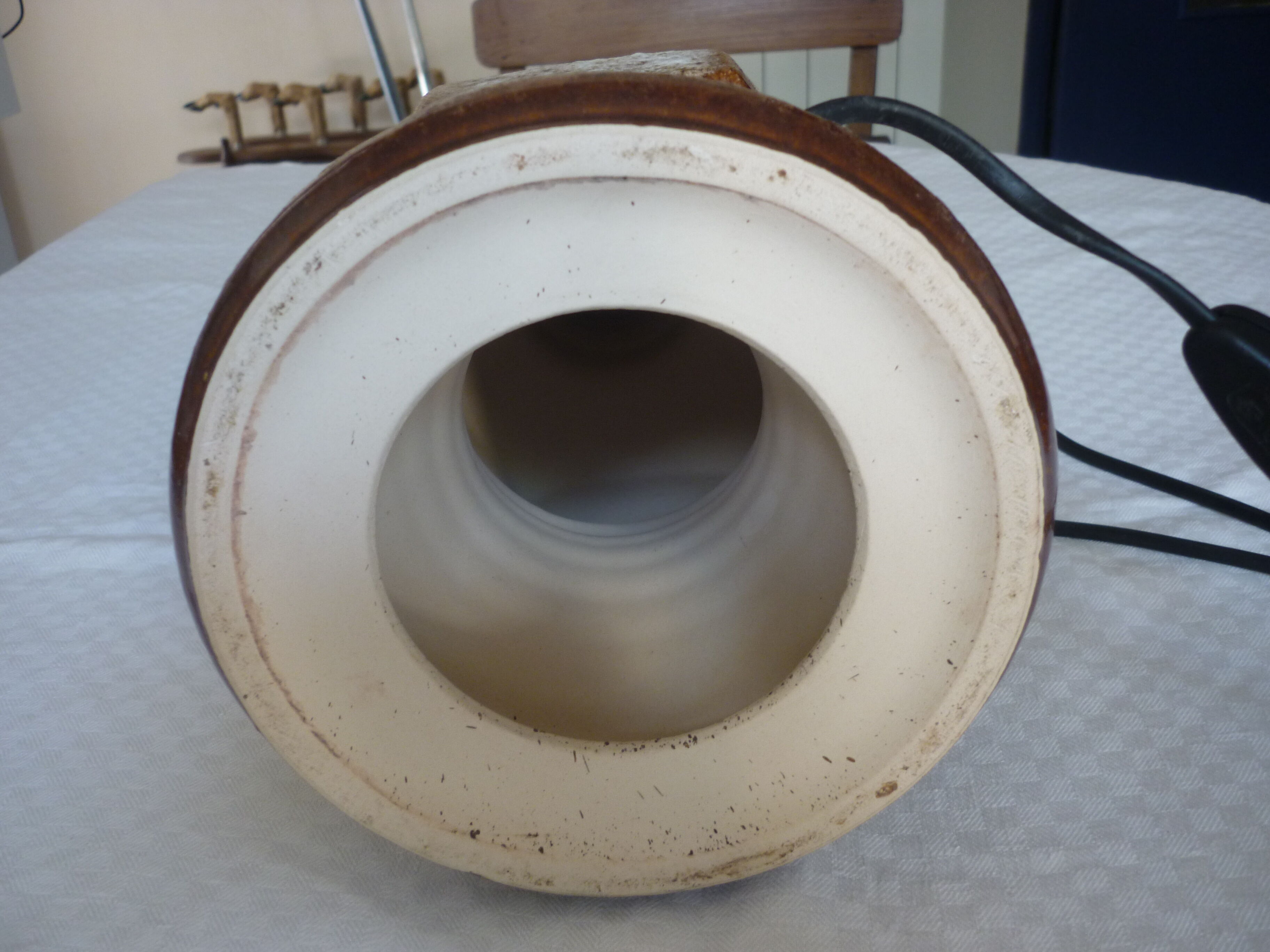 Lamp foot to lay ceramic brown granite