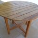 Table et 2 chaises pliantes de jardin en bois naturel